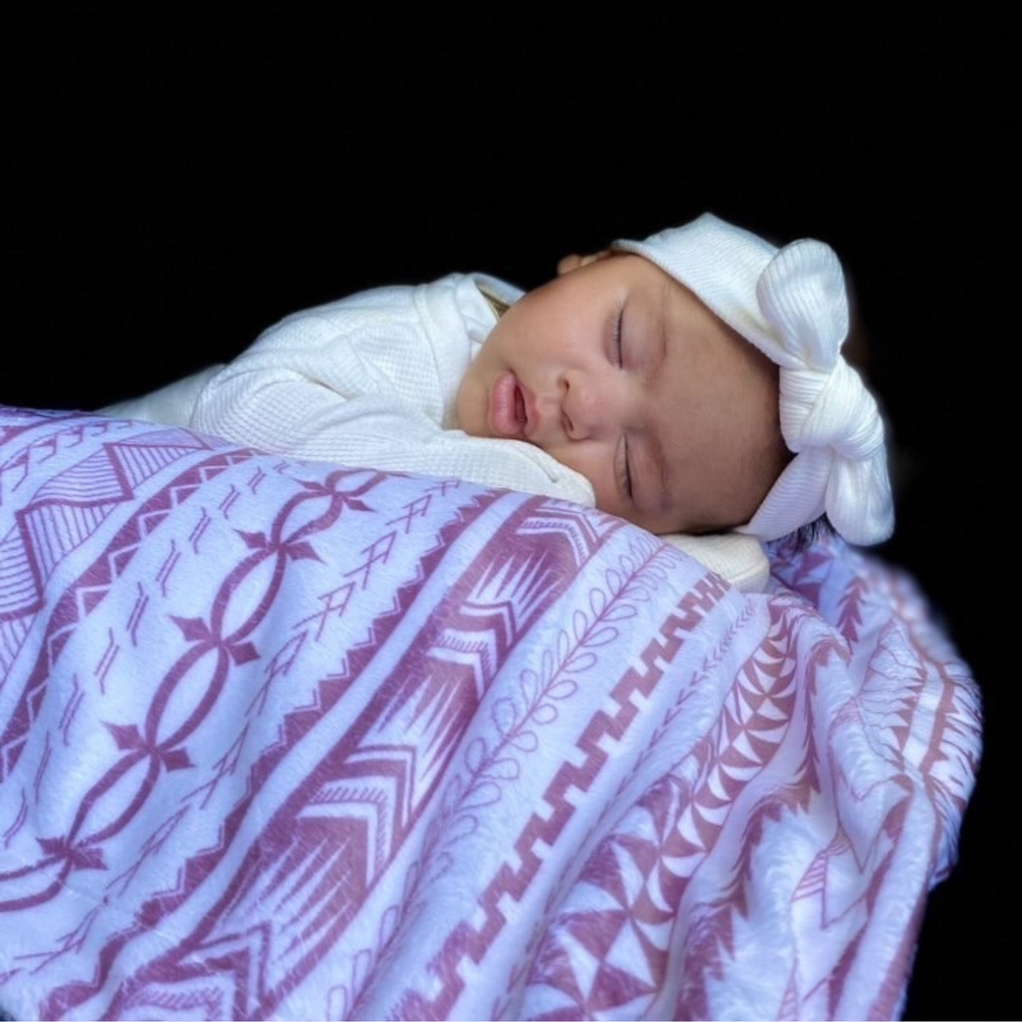 Nesia Blanket (Cherry Pink)