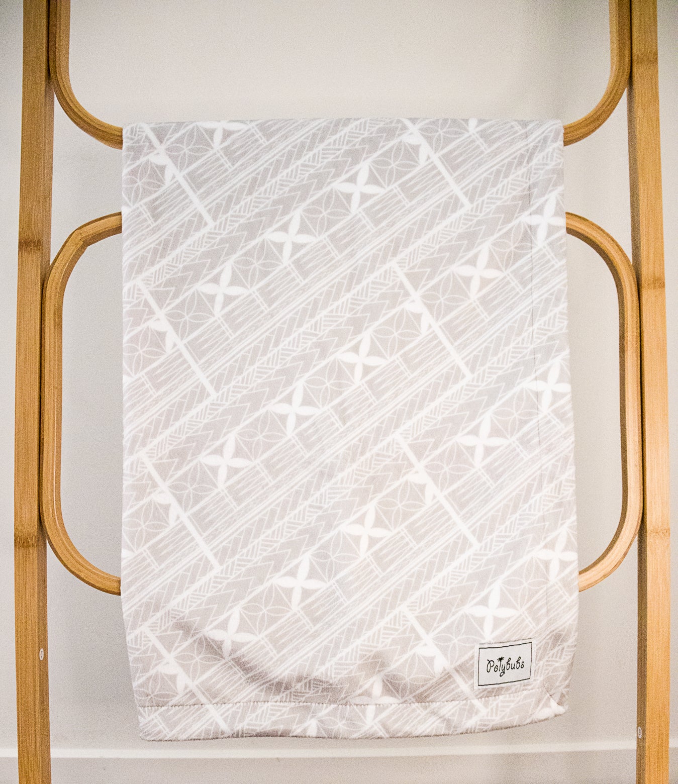 Amataga Baby Blanket (Grey)